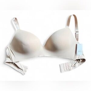 Auden Women's Elegant Cream NWT Seamless Soft Bra Size 38D